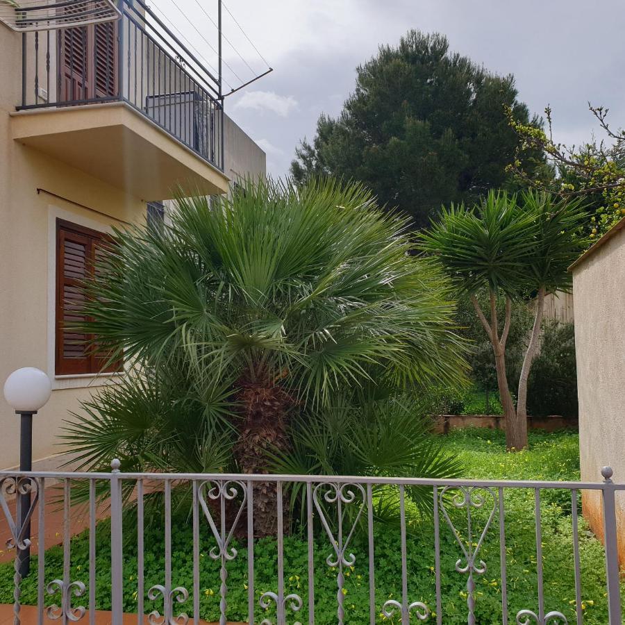 Casa Mattarella Apartment ซานวิโต โลคาโป ภายนอก รูปภาพ